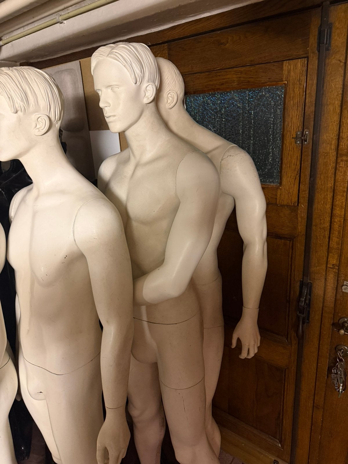 Mannequin, Ophalen, Wit