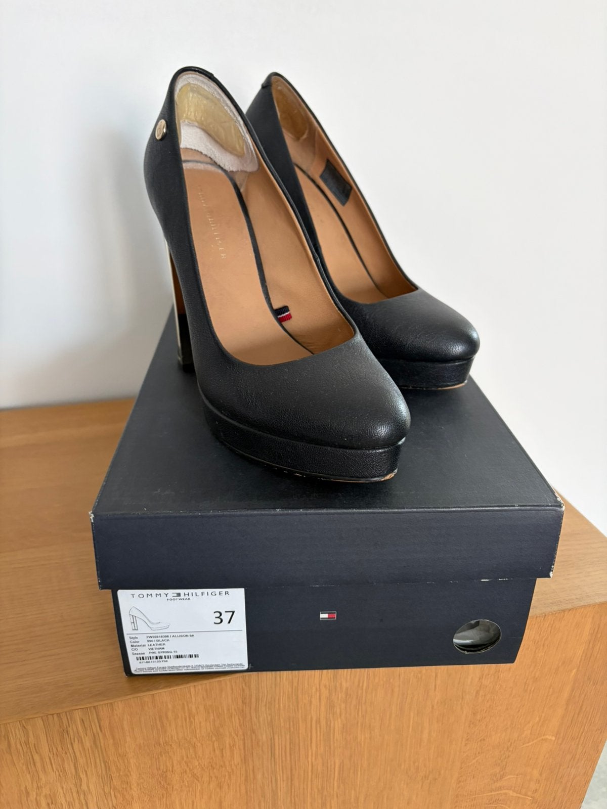 Pumps hilfiger donker blauw, Ophalen of Verzenden, Blauw, Pumps