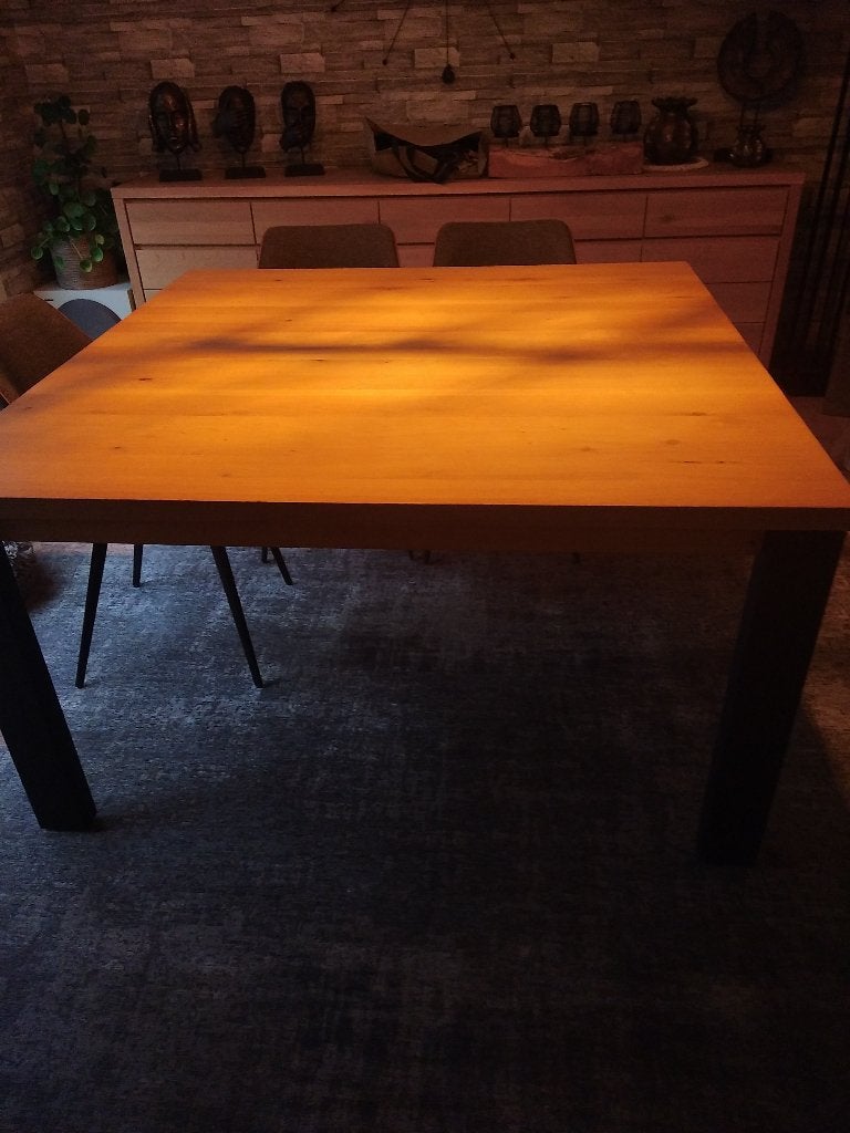 EETKAMER TAFEL, Ophalen, Vierkant, Zo goed als nieuw, Vijf personen of meer