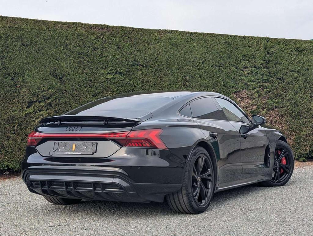 Audi e-tron GT !verkocht!- Glazen dak - B&O - carbid - verwa, Auto's, Audi, 4 deurs, Gebruikt, Zwart, Zwart