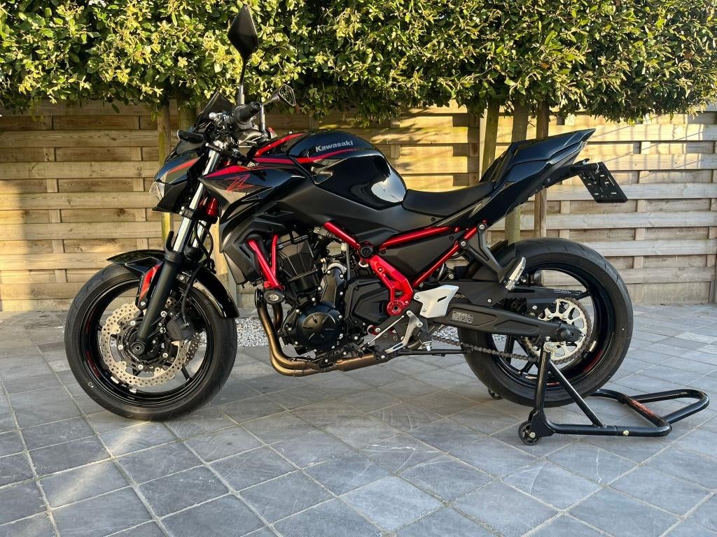 Kawasaki Z650 **4300KM**performance**Arrow**4/2025**, Motoren, 2 cilinders, Nieuw, Bedrijf, Meer dan 35 kW