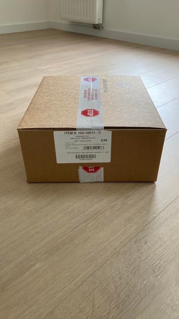 Prismatic evolutions ETB case, Ophalen, Nieuw, Boosterbox