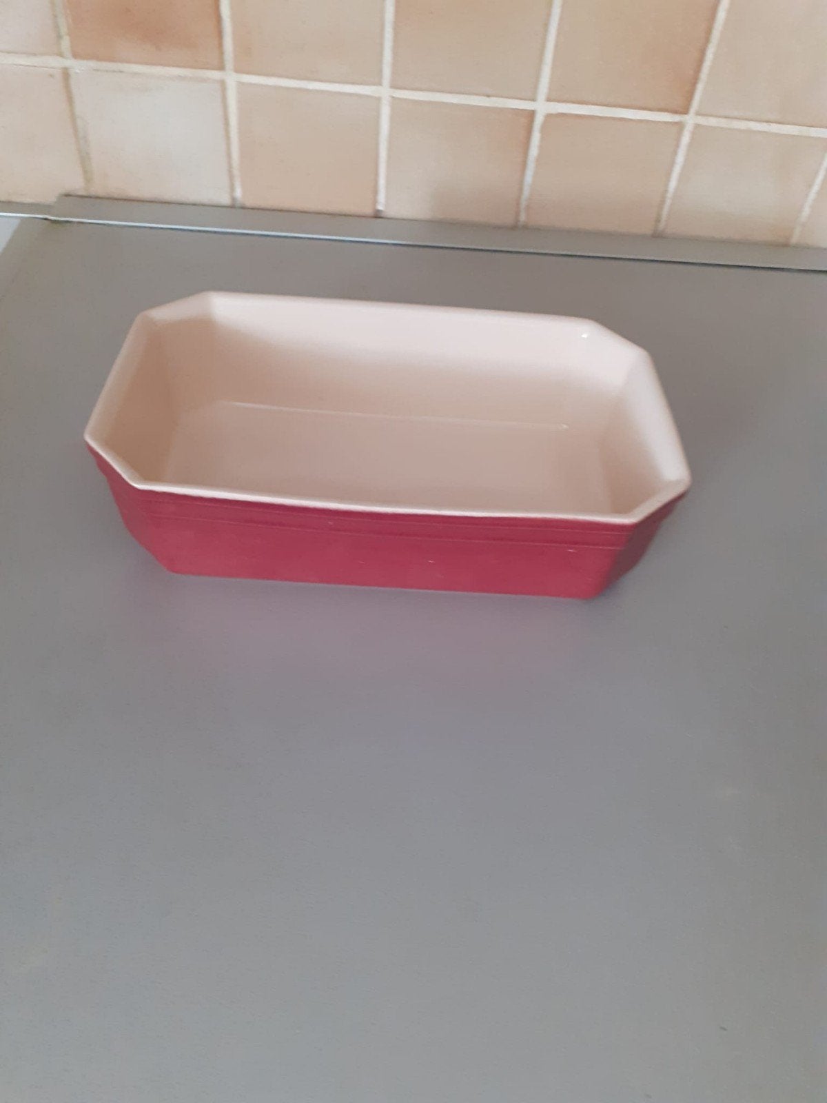 Plat en céramique pour le four bon état longueur 25,5cm, Enlèvement ou Envoi, Utilisé, Céramique