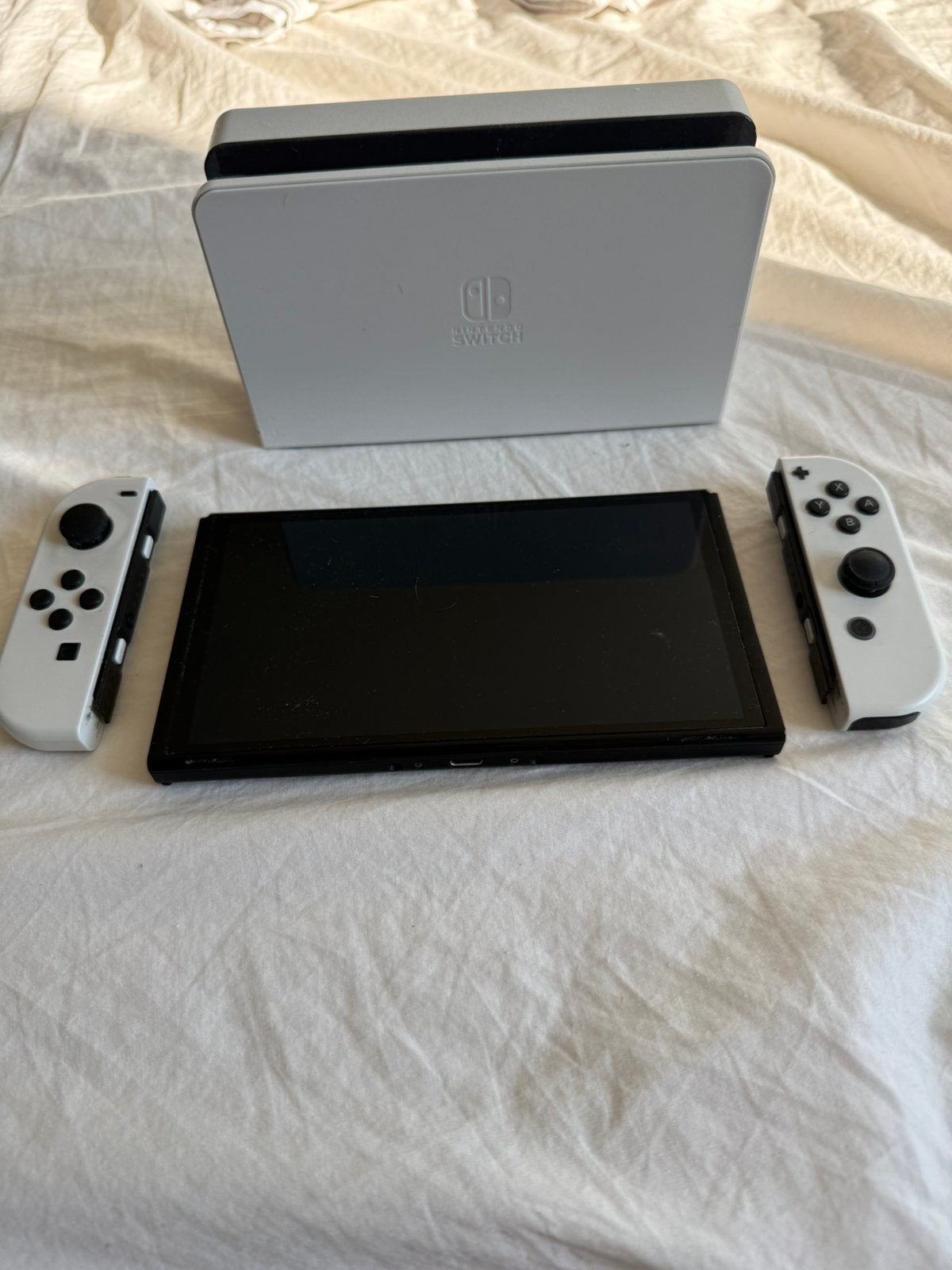 Nintendo Switch OLED – Wit – Compleet met dock, Consoles de jeu & Jeux vidéo, Consoles de jeu | Nintendo Switch, Utilisé, Switch OLED