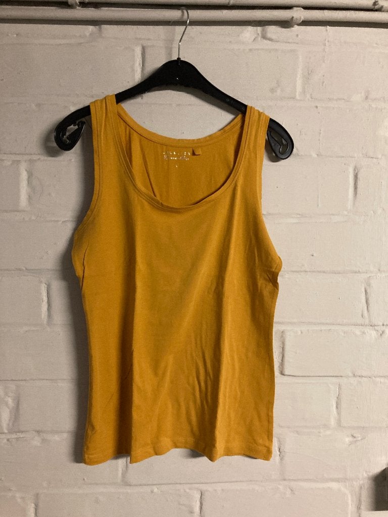Oker topje, Lola Liza, Large (zo goed als nieuw), Kleding | Dames, Topjes, Overige kleuren, Lola & Liza, Maat 42/44 (L), Ophalen of Verzenden