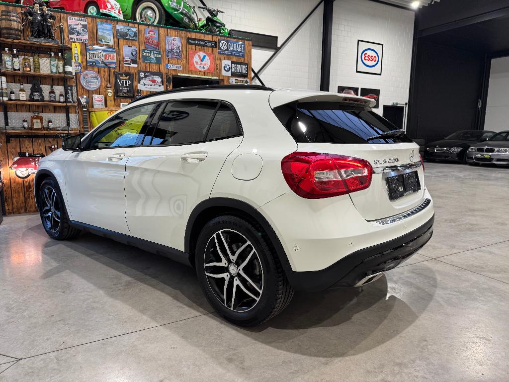 MERCEDES GLA 200 CDI 4 MATIC - AUTOMAAT - TOPSTAAT -, 4 cilinders, Wit, Leder, Bedrijf