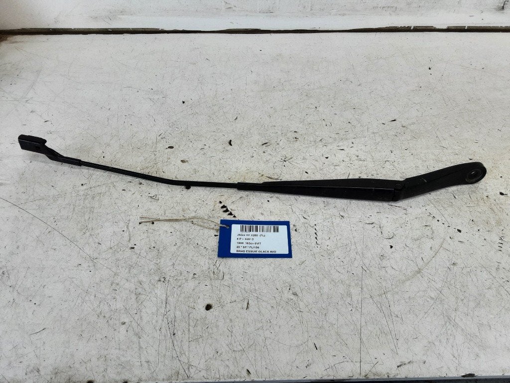 BRAS ESSUIE-GLACE AVANT DROIT Jaguar XF (X260) (01-2015/-), Campus Kronberg 7
61476  Kronberg im Taunus, DE, Utilisé, Jaguar, Jaguar Land Rover Deutschland GmbH