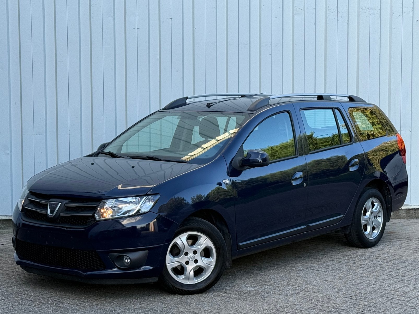 - Dacia Logan MCV - 0.9 essence - 2016 - 101 000 km - Euro 6, Autos, Achat, 898 cm³, Euro 6, Entreprise