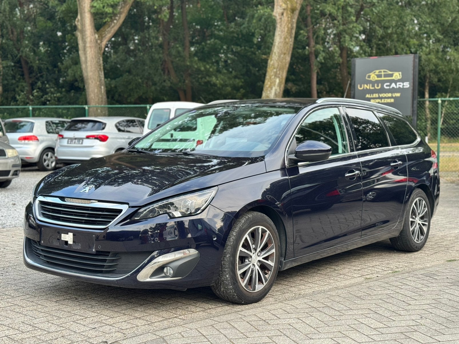 PEUGEOT 308 2014 1.2 BENZINE EURO6B, Auto's, Peugeot, Stof, Zwart, 5 deurs, Onderhoudsboekje