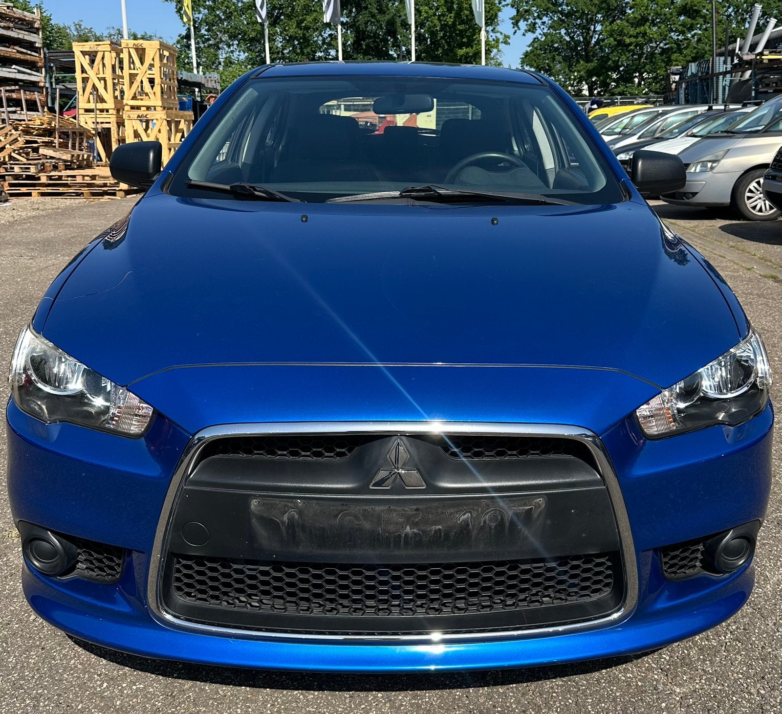 MITSUBISHI LANCER 2010 1.8 benzine 105 kw 227000km 2500€, Auto's, Voorwielaandrijving, Stof, Zwart, Blauw
