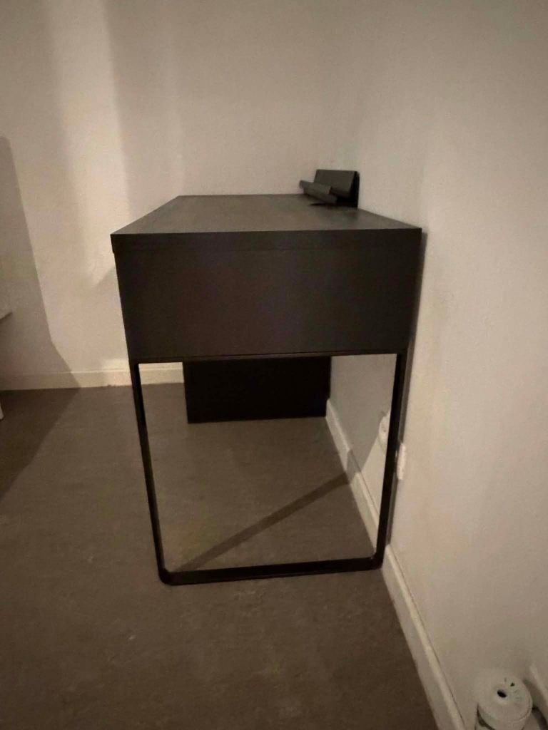 zwarte bureau, Ophalen, Gebruikt