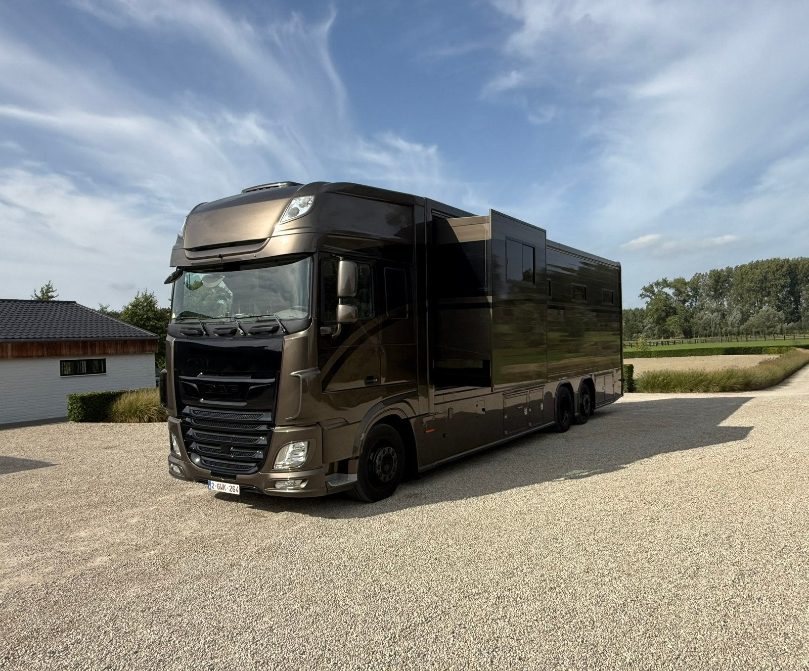 Paardenvrachtwagen 7/8 paarden hengstenuitvoering pop/out, Dieren en Toebehoren