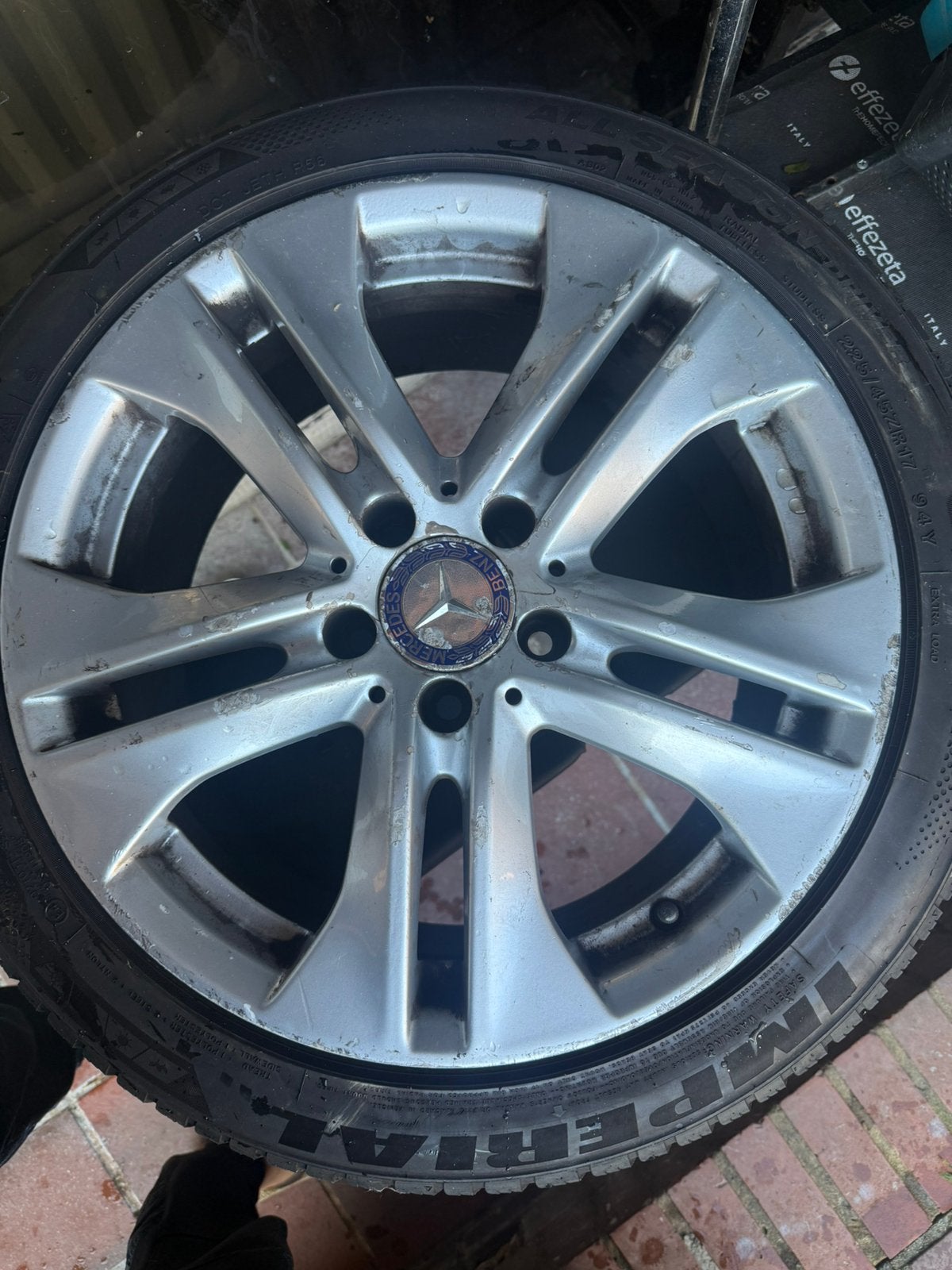 Jante 17 pouces pour Mercedes avec pneu, Autos : Pièces & Accessoires, Enlèvement, 17 pouces
