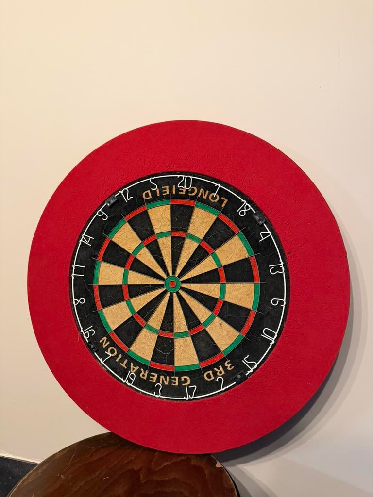 Dartbord + surround, Enlèvement, Comme neuf, Cible de fléchettes