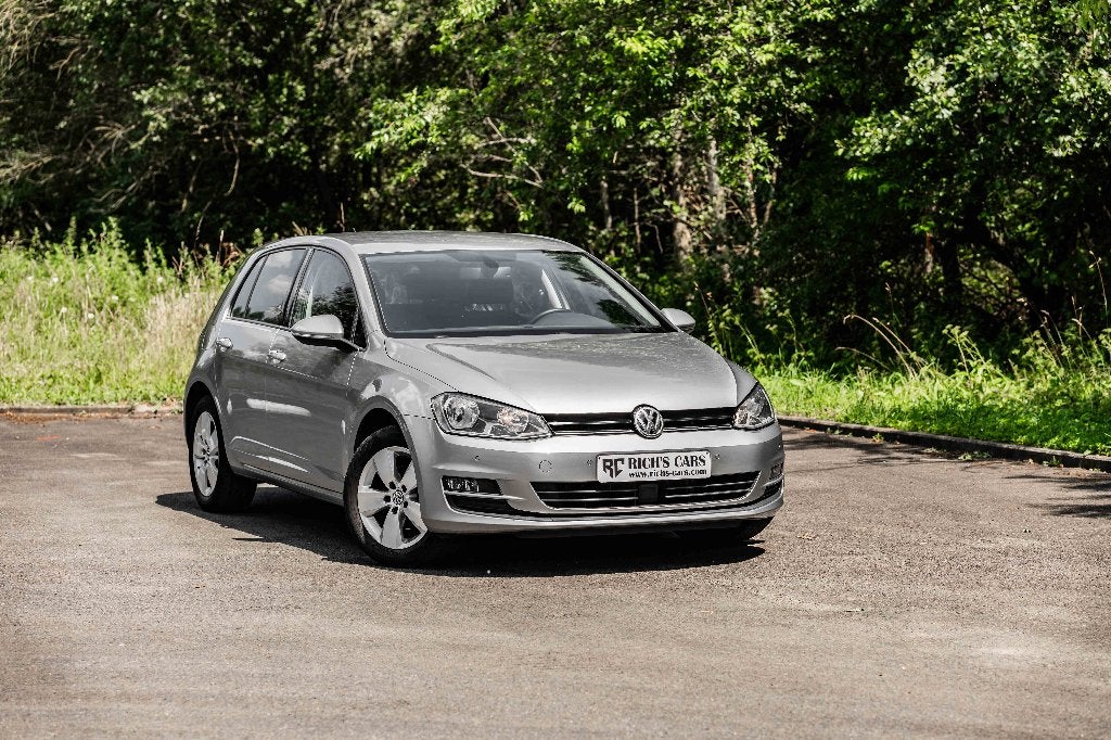 Volkswagen Golf 1.2 TSI Trendline DSG, Auto's, Stof, Euro 6, 4 cilinders, 81 kW