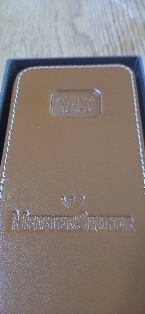 Montre Édition Limitée, Bijoux, Sacs & Beauté, Montres | Hommes, Utilisé, Montre-bracelet, Autres marques, Autres matériaux, Cuir