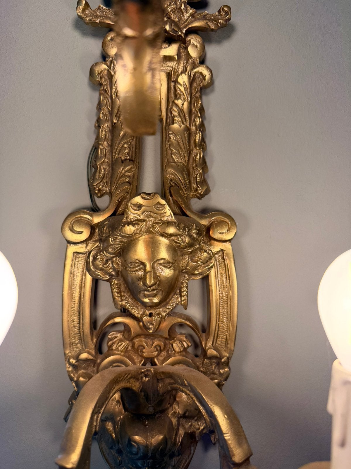 Koppel antieke bronzen wandlampen, Ophalen, Zo goed als nieuw