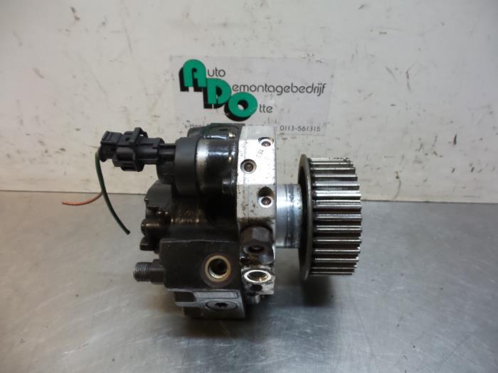 Pompe diesel d'un Jeep Cherokee, Autos : Pièces & Accessoires, Systèmes à carburant, Jeep, Utilisé, 3 mois de garantie, Enlèvement ou Envoi