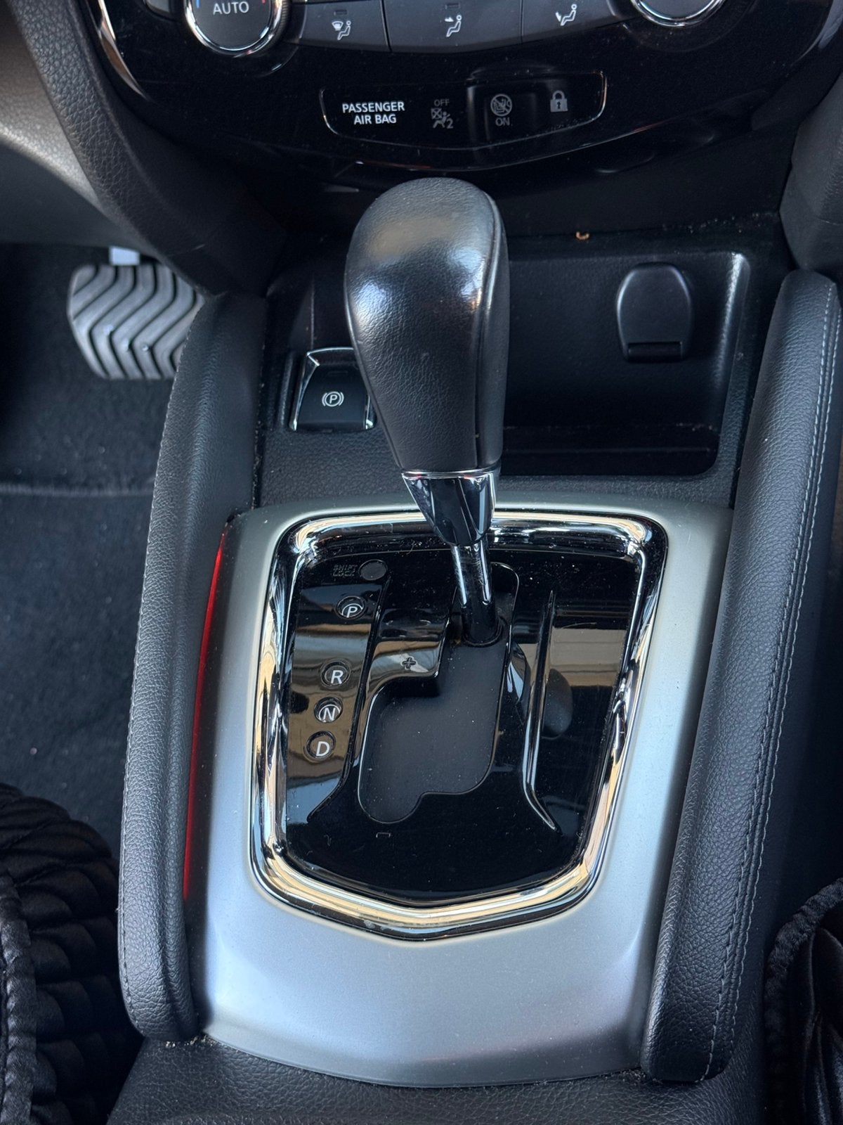 Nissan, Auto's, Nissan, Stof, 4 cilinders, 700 kg, Zwart