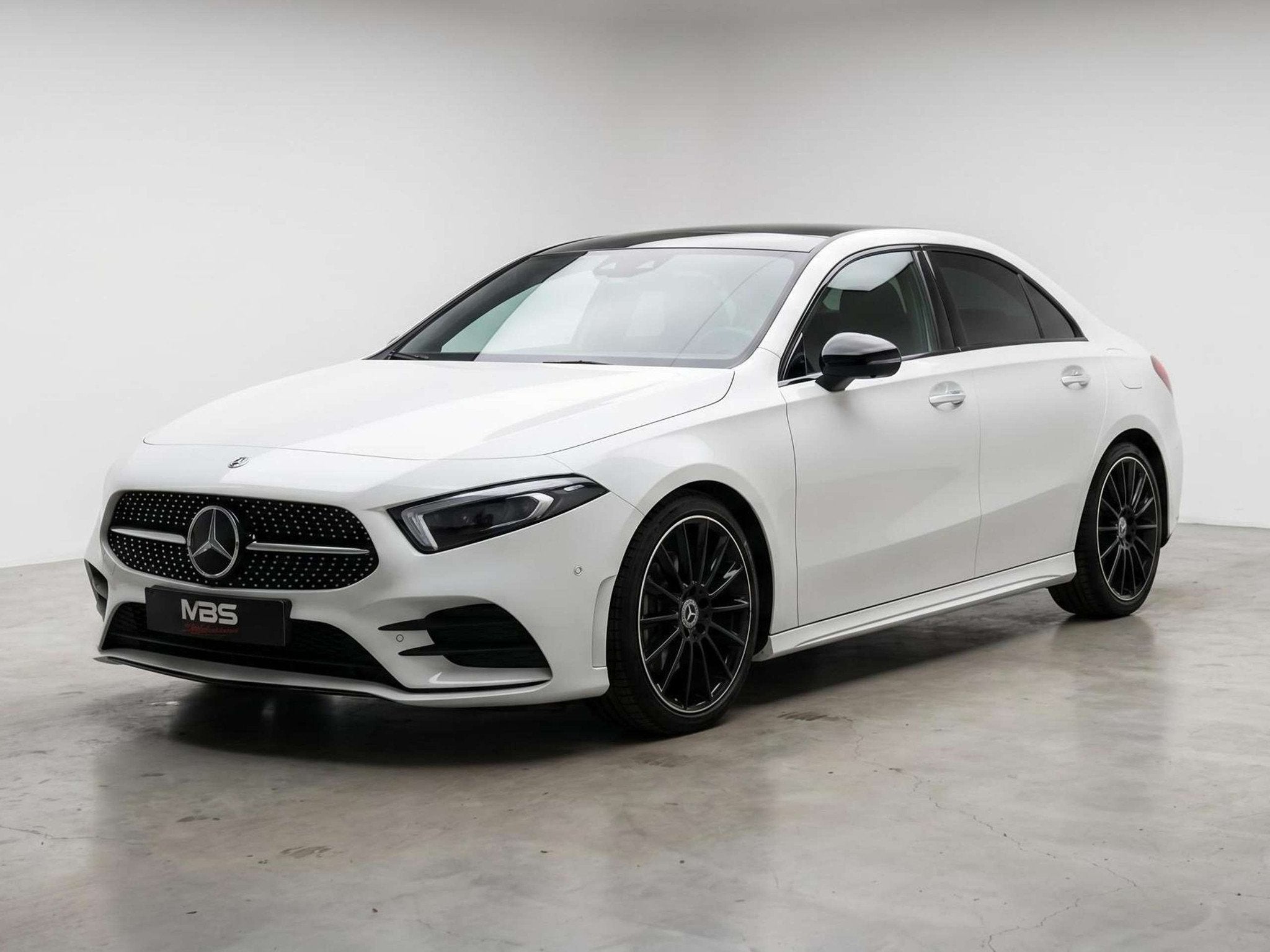 Mercedes-Benz A-Klasse 220 * d 4-Matic* PACK AMG* 1 PROP* TO, Auto's, Automaat, Gebruikt, 4 cilinders, Bi-Xenon koplampen