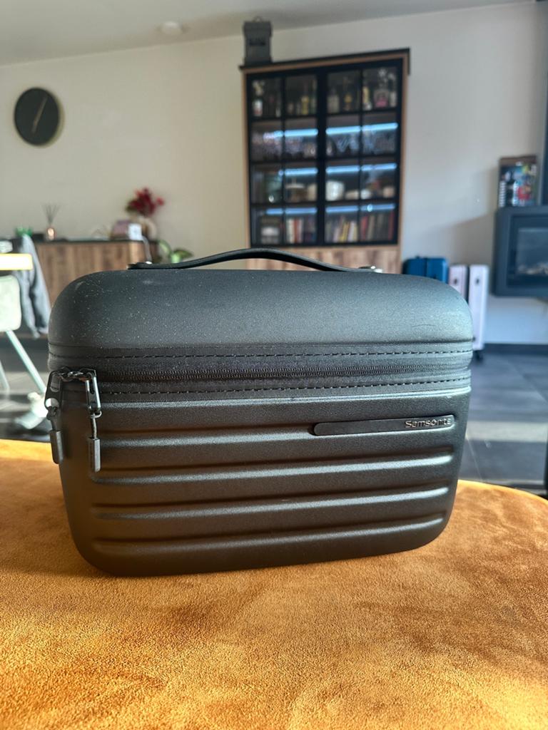Stackd beautycase, Enlèvement, Utilisé, Noir, Rigide