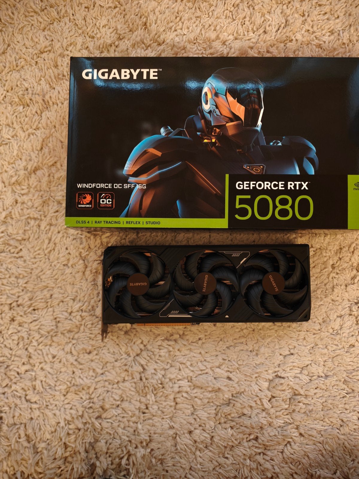 RTX 5080 Windforce (état neuf), Informatique & Logiciels, Enlèvement
