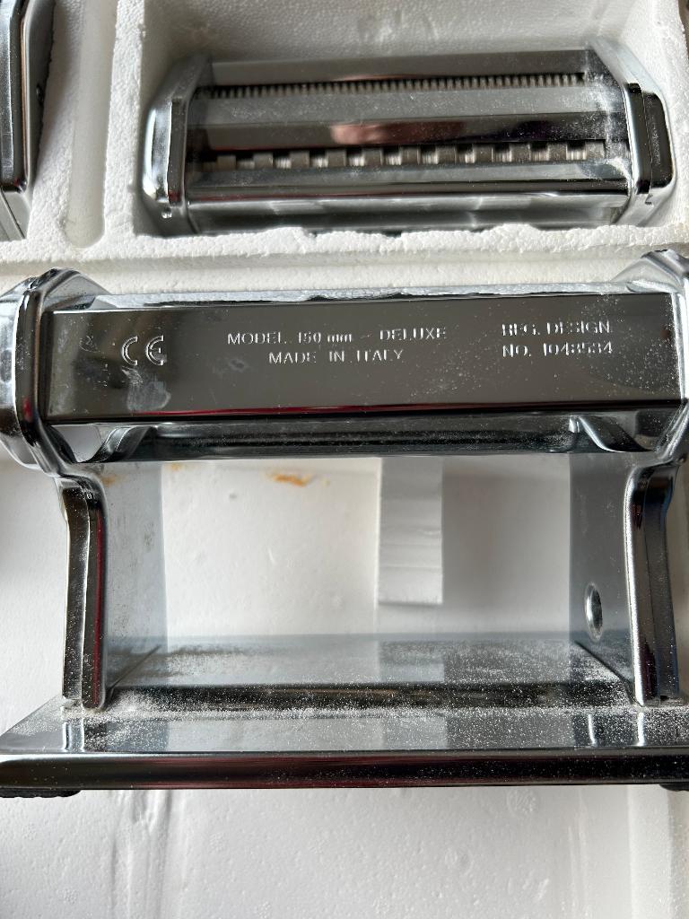 machine complète pâte lazagne raviolis et autre, Ophalen