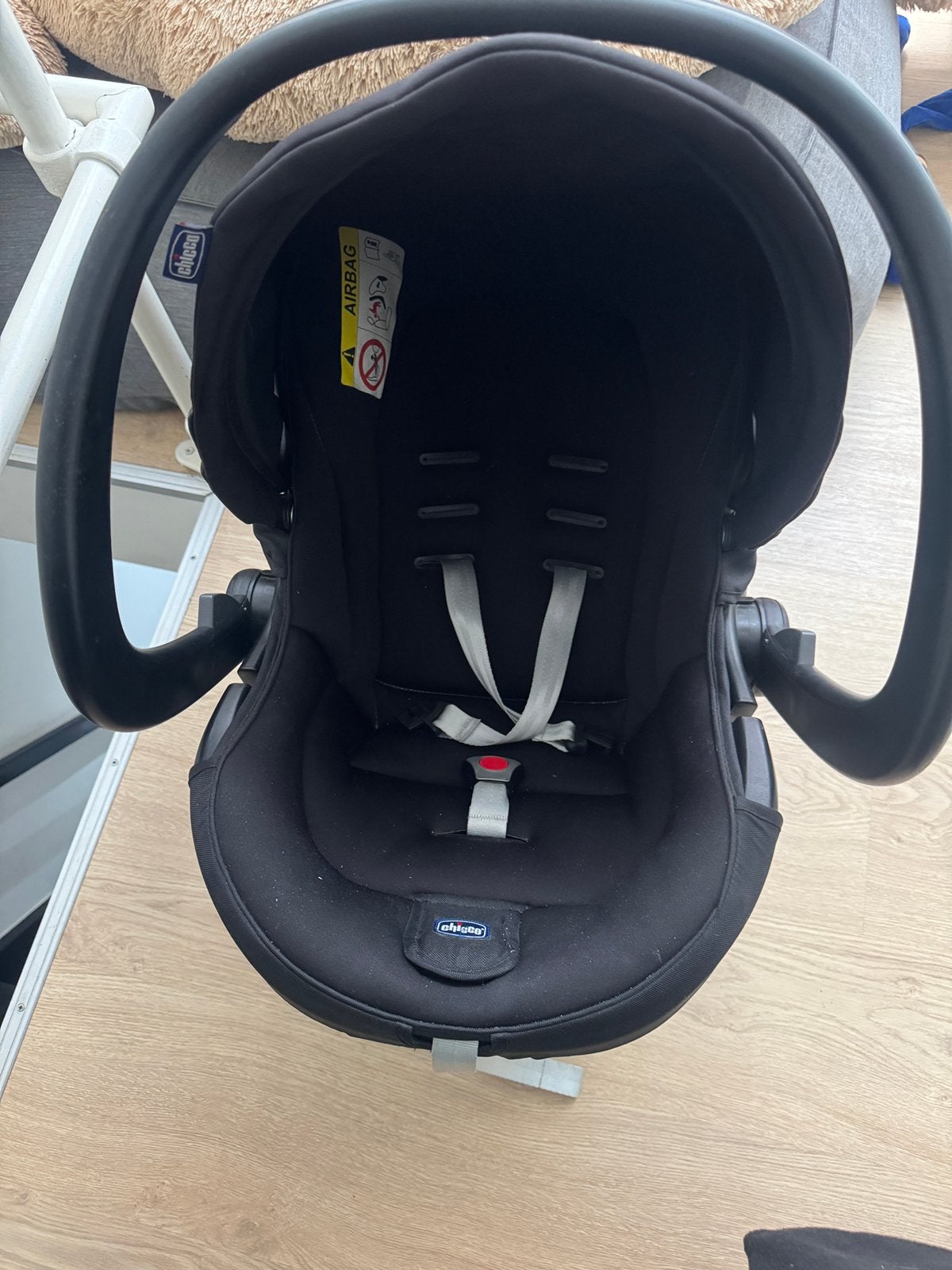 Max Cosy Chicco avec adaptateur, Enfants & Bébés, Enlèvement ou Envoi, Comme neuf, Chicco