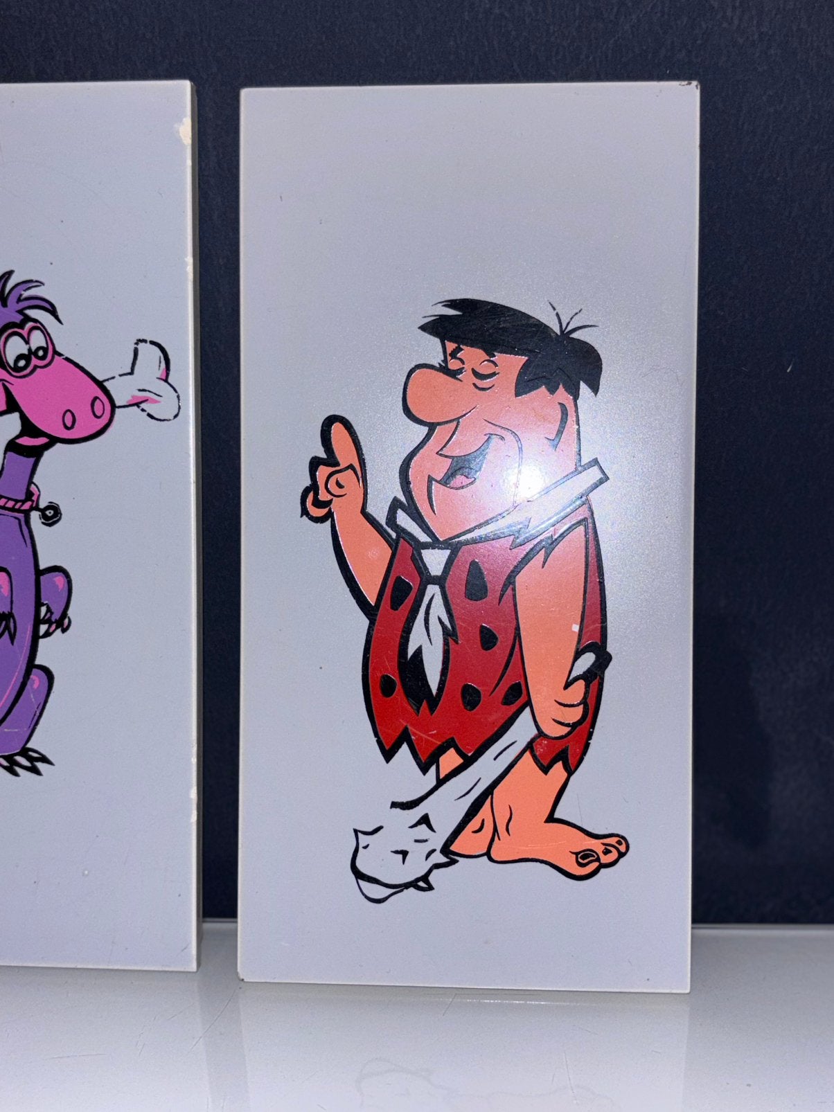 Fred Flintstone & Dino tegel 10x20cm Bieden, Ophalen of Verzenden, Gebruikt, Tv, Gebruiksvoorwerp