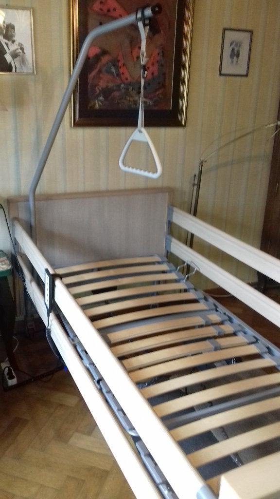 lit médicalisé Electrique., Ophalen, Nieuw