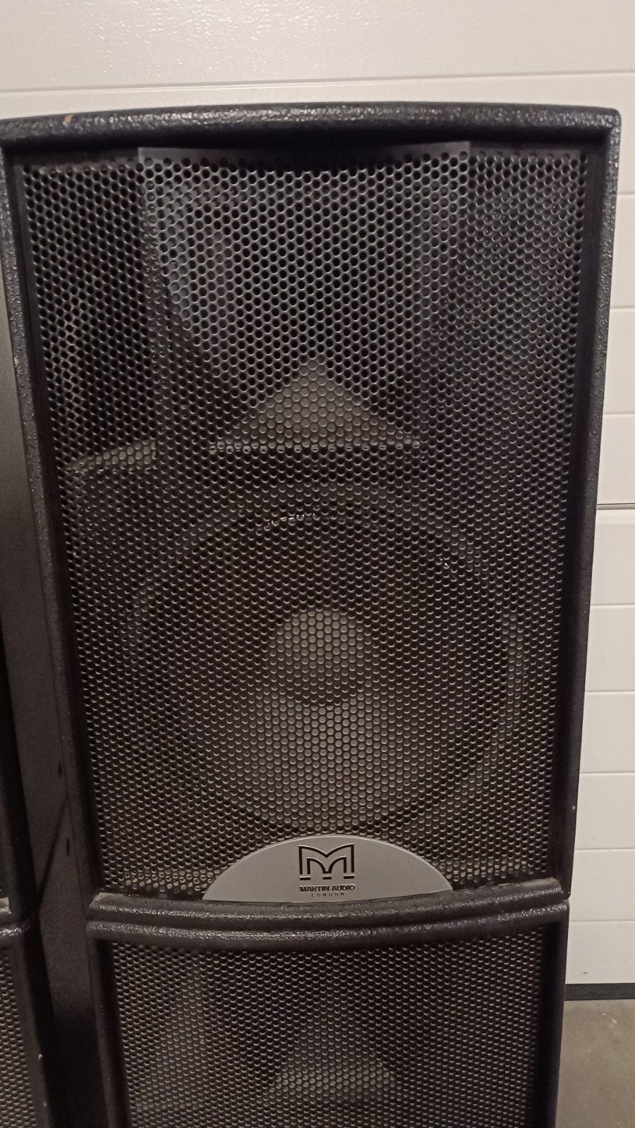 4 haut-parleurs Martin Audio F12 en parfait état, TV, Hi-fi & Vidéo, Enlèvement ou Envoi, Comme neuf, Kit d'enceintes, Autres marques