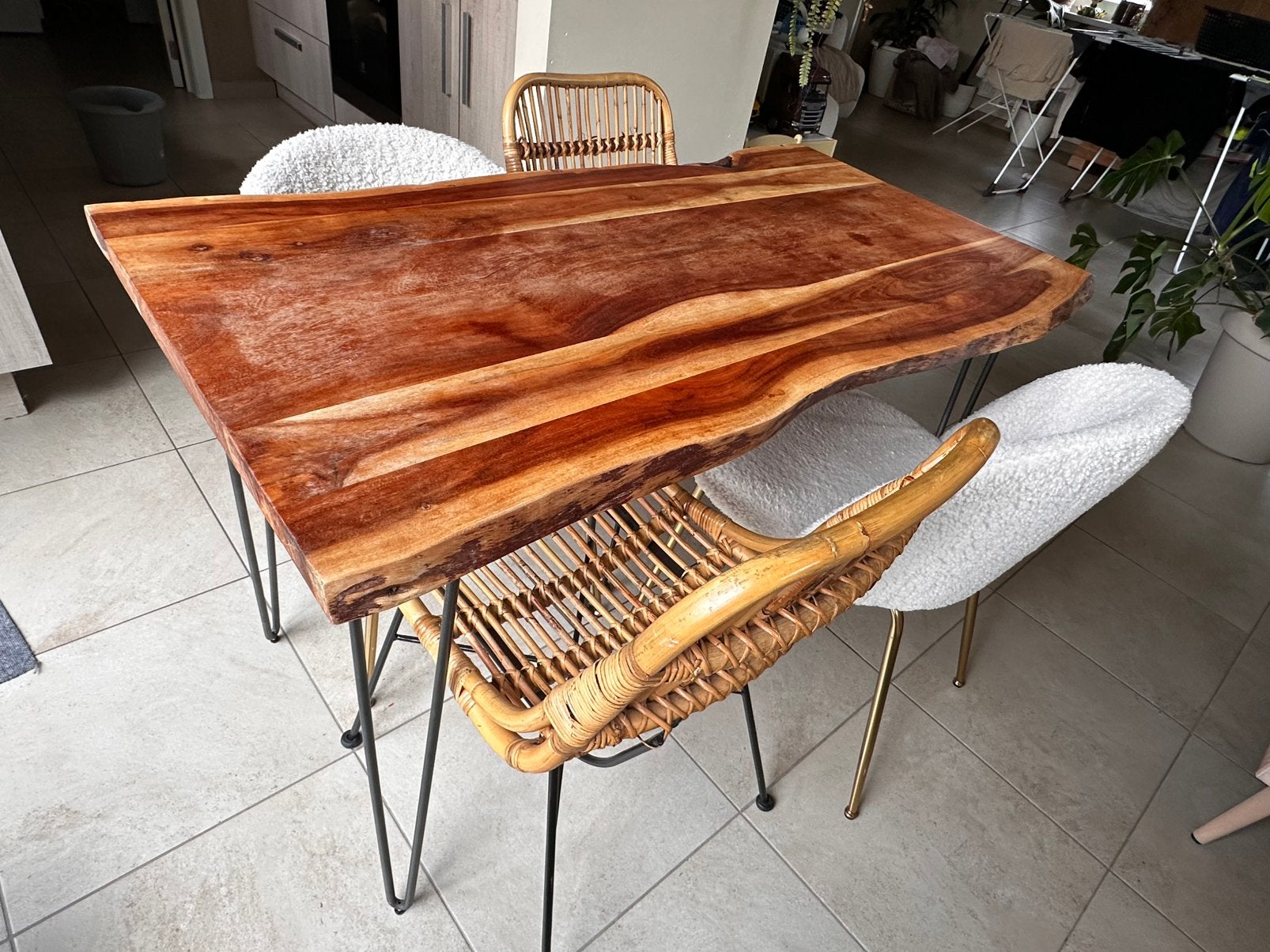 Table + 4 chaises, Maison & Meubles, Salles à manger complètes, Enlèvement, Utilisé