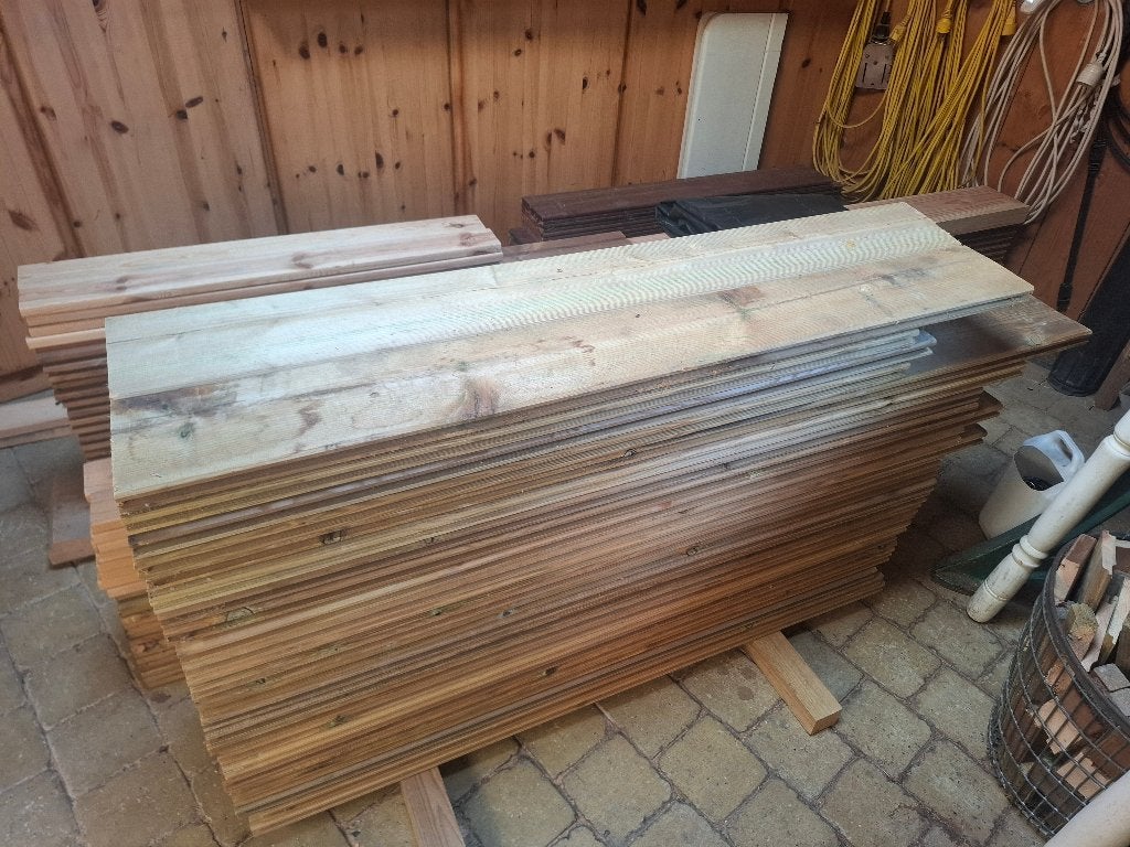 Restukken blokhutplank €1, Bricolage & Construction, Bois & Planches, Neuf, Moins de 200 cm, Enlèvement, 25 à 50 mm