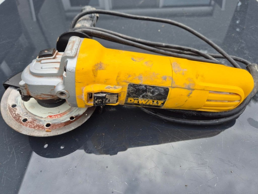 DeWalt Haakse Slijper, Ophalen, Gebruikt, Haakse handslijpmachine