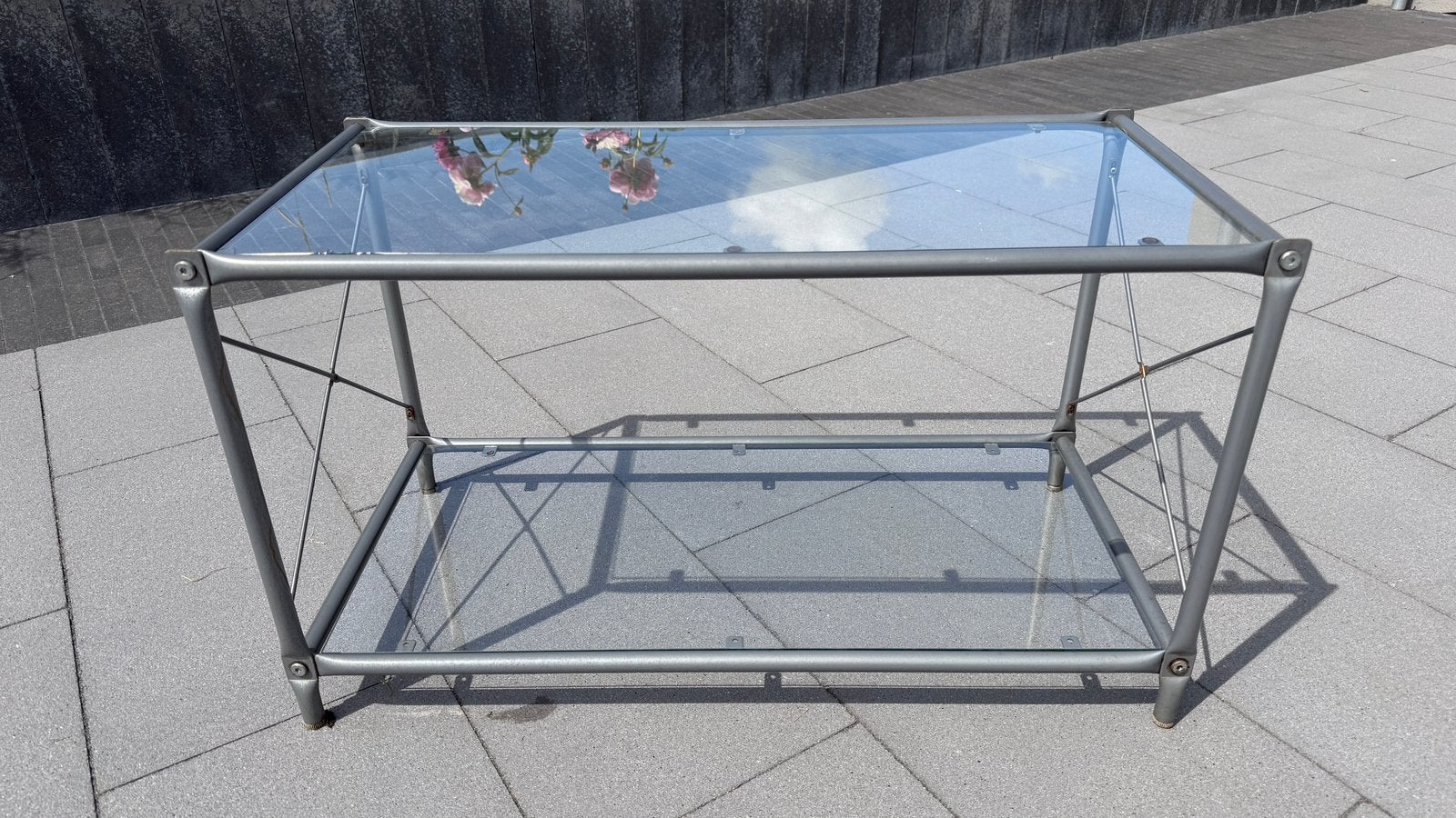 2 tables étagère  laxvik, Enlèvement, Utilisé