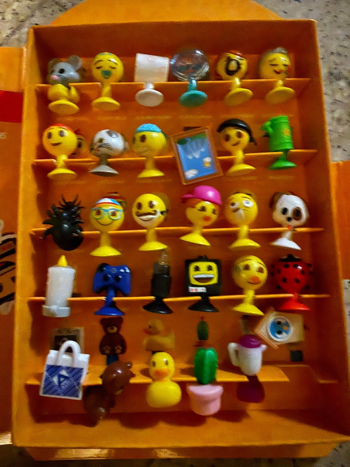 Aldi emoji 2025 compleet, Aldi, Enlèvement ou Envoi
