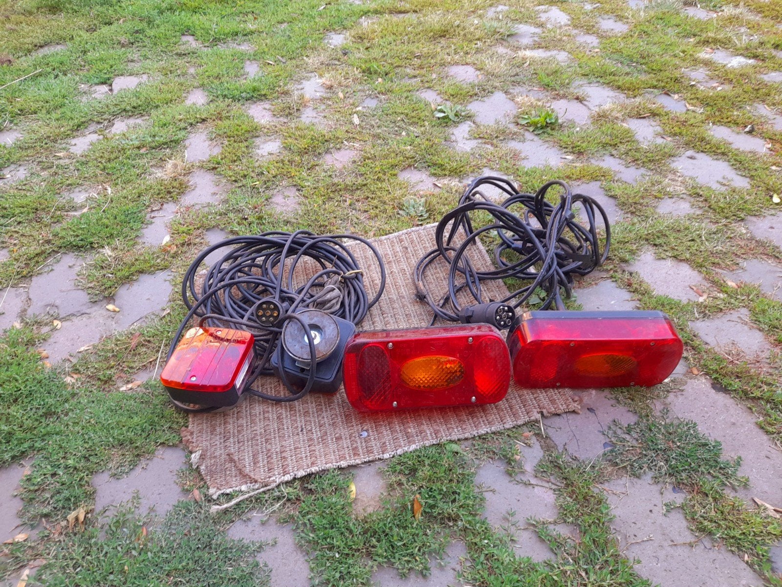 aanhangwagen lichten alls nieuw 50eu stuk 0483 821 376, Autos : Divers, Remorques Pièces, Enlèvement