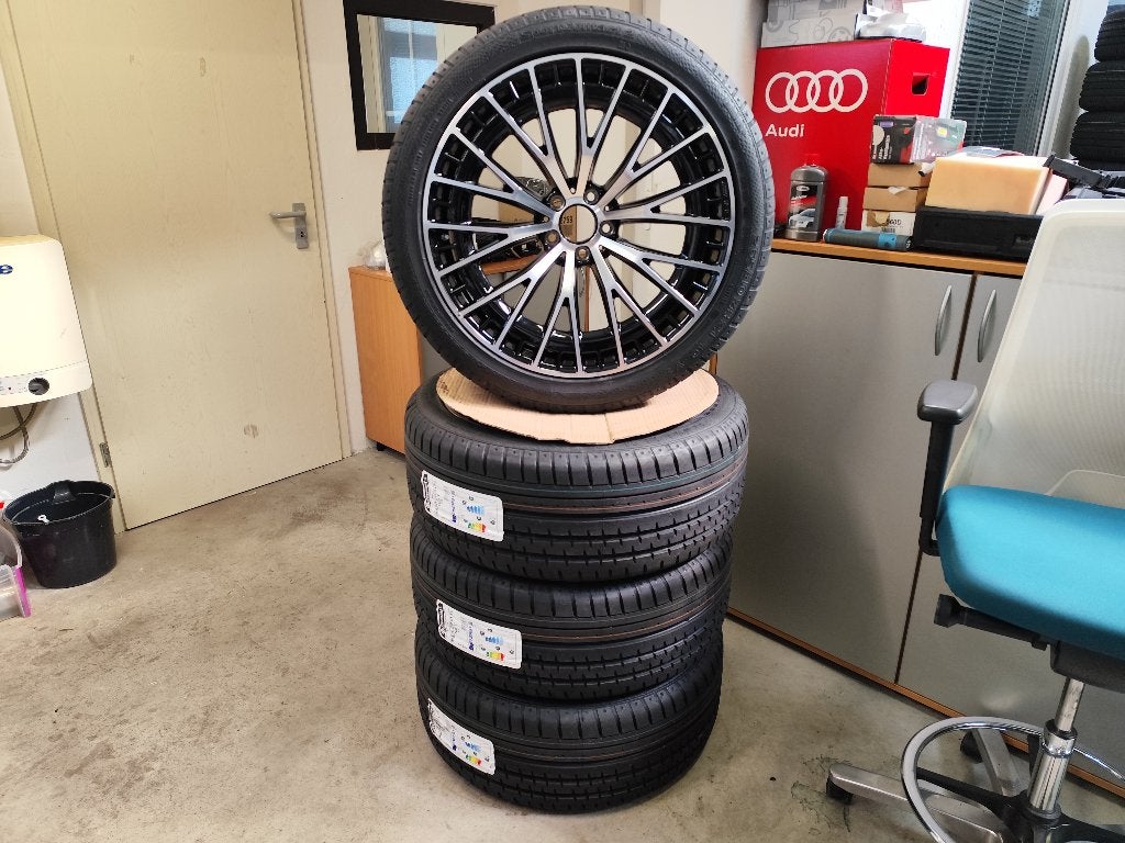 Mercedes GLC W254 21inch velgen met zomerbanden 63 AMG, Ophalen