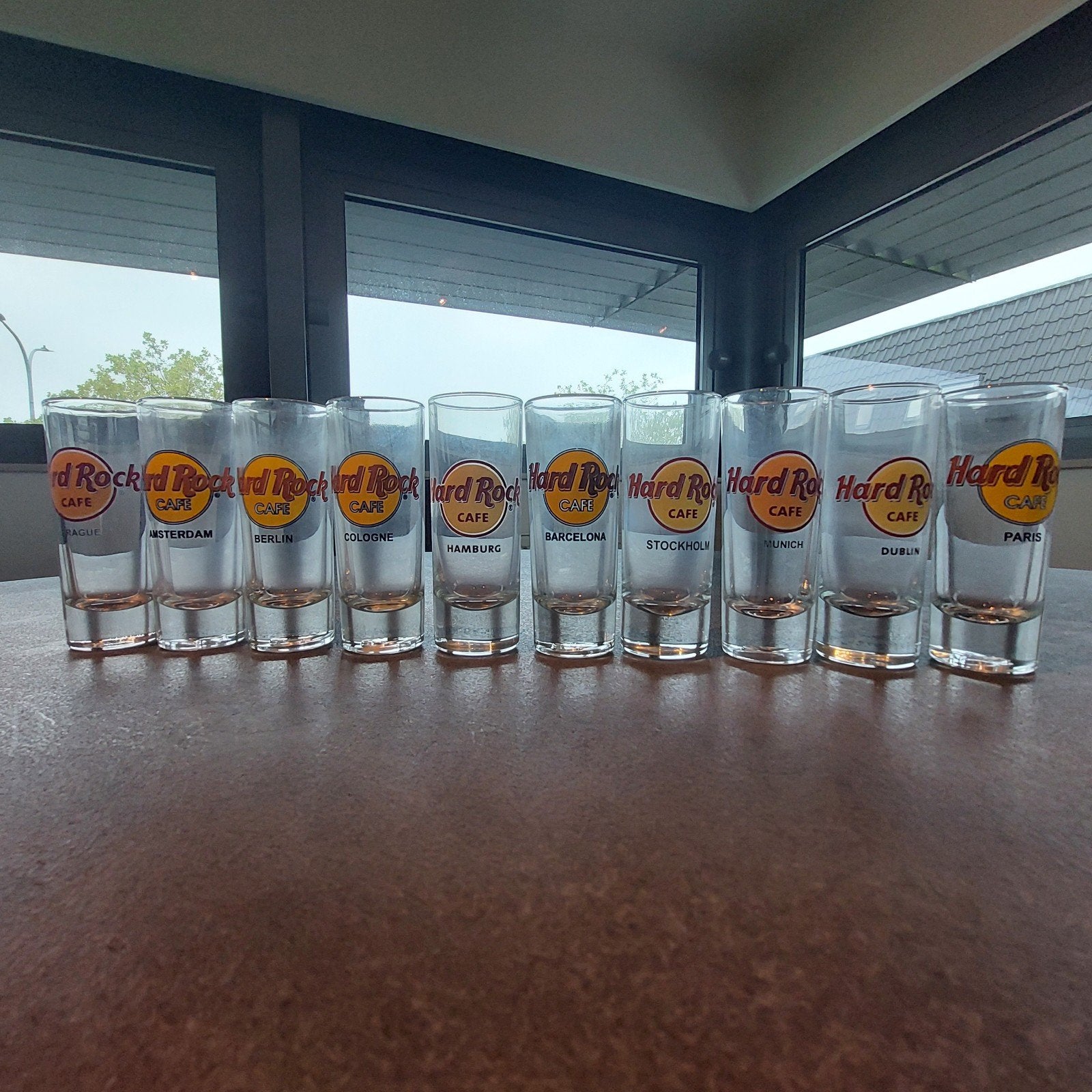 Collectie Shotglazen Hard Rock Cafe - 19 Stuks, Enlèvement ou Envoi, Neuf, Verres et Verres à shot