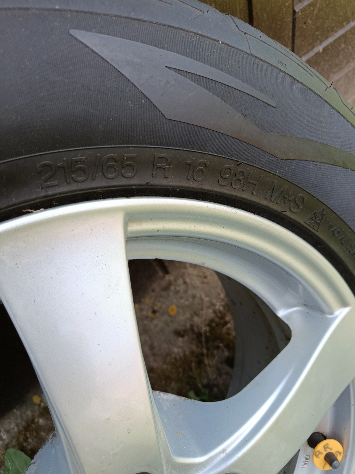 jantes et pneus hiver 215/65r16 98h, Enlèvement, Utilisé