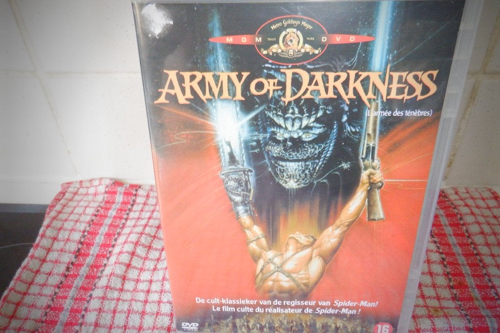DVD L'Armée des Ténèbres., CD & DVD, DVD | Horreur, Comme neuf, Gore, Suppléments, À partir de 16 ans, Anglais, Allemand, Français