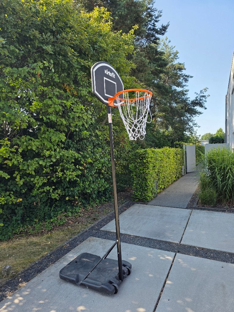 Basketbalring op voet, Ophalen, Zo goed als nieuw, Ring, Bord of Paal