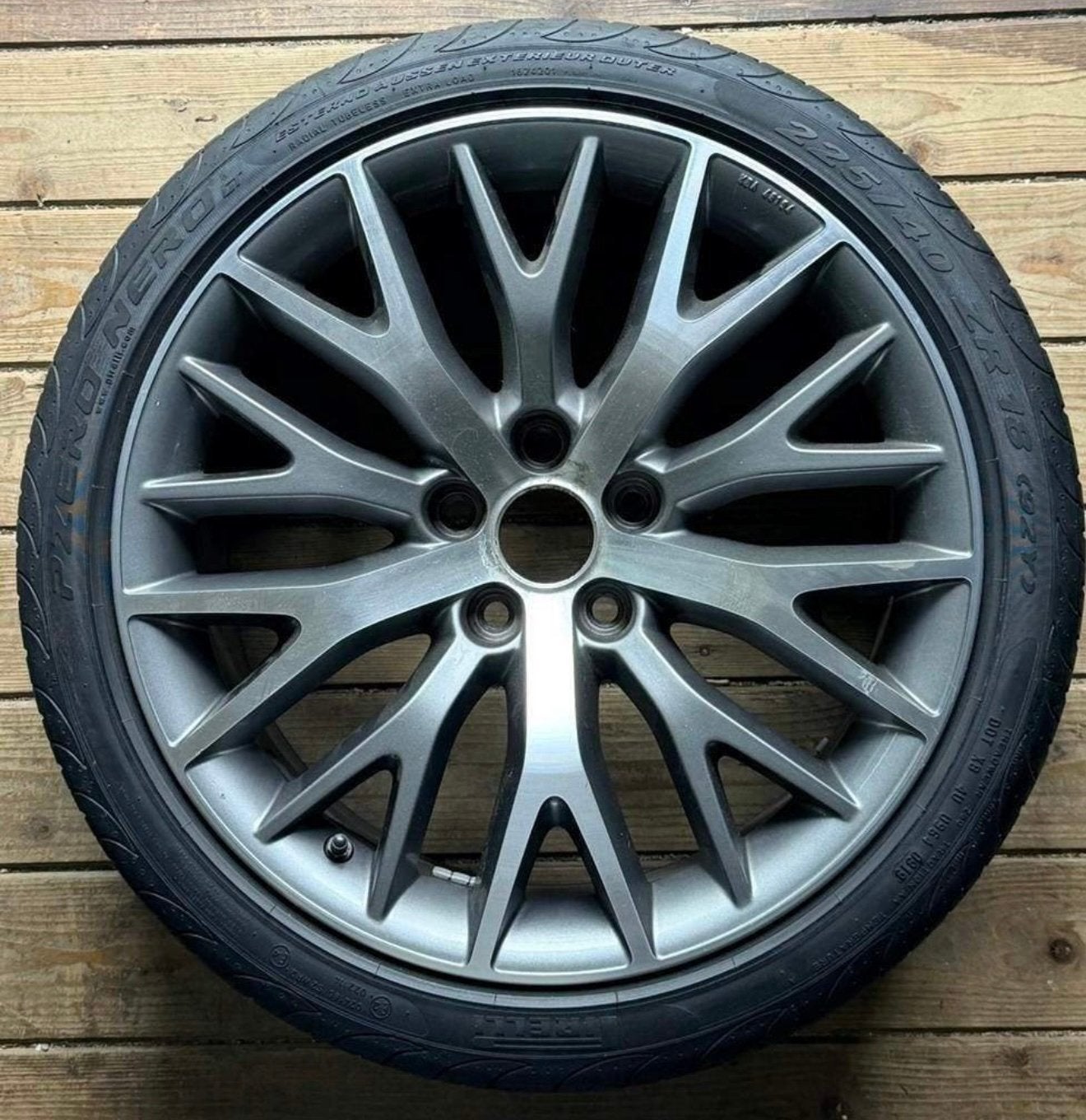 Jante Audi 225/40 ZR18 avec pneu, Enlèvement