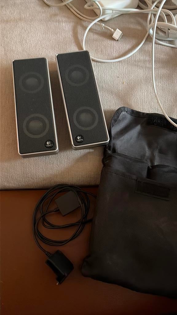 Muziek box, Computers en Software, Pc speakers, Ophalen, Zo goed als nieuw