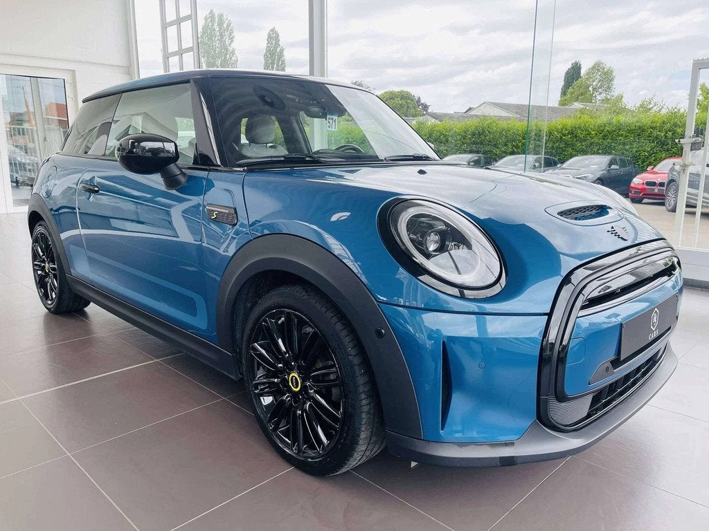 MINI Cooper SE 28.9 kWh * GARANTIE + LED + GPS + CUIR *, Auto's, Automaat, 4 zetels, Gebruikt, Blauw