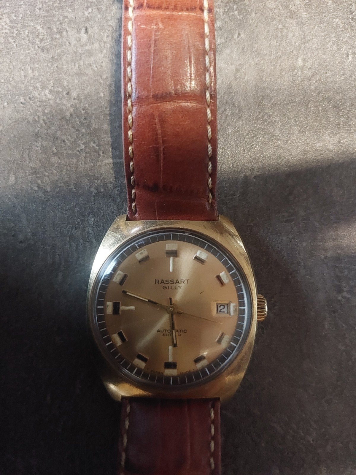 montre rassart gilly, Bijoux, Sacs & Beauté, Enlèvement ou Envoi