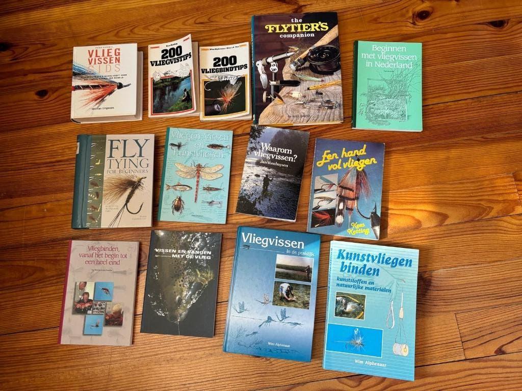 Verschillende boeken ivm hengelen, Ophalen of Verzenden, Zo goed als nieuw, Watersport en Hengelsport