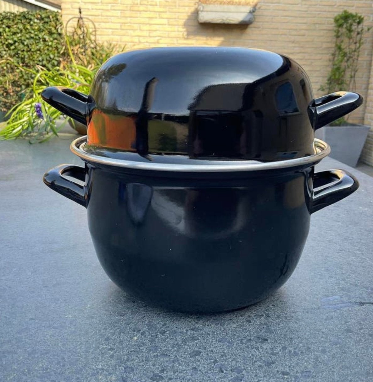 Mosselpot, Ophalen, Zo goed als nieuw