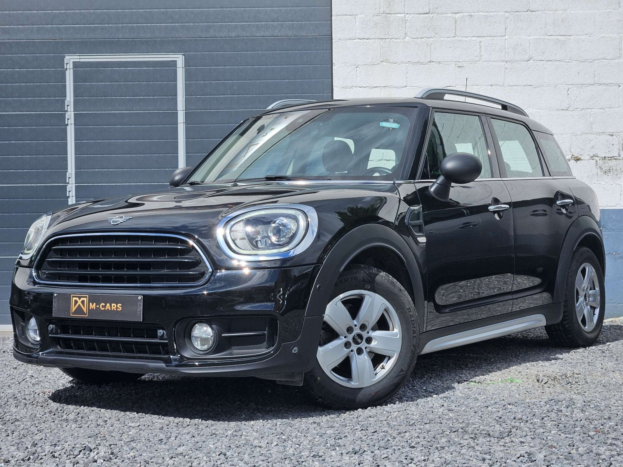MINI One D Countryman TOIT PANO * ECRAN * (bj 2019), Auto's, Mini, Stof, Gebruikt, 116 pk, Zwart