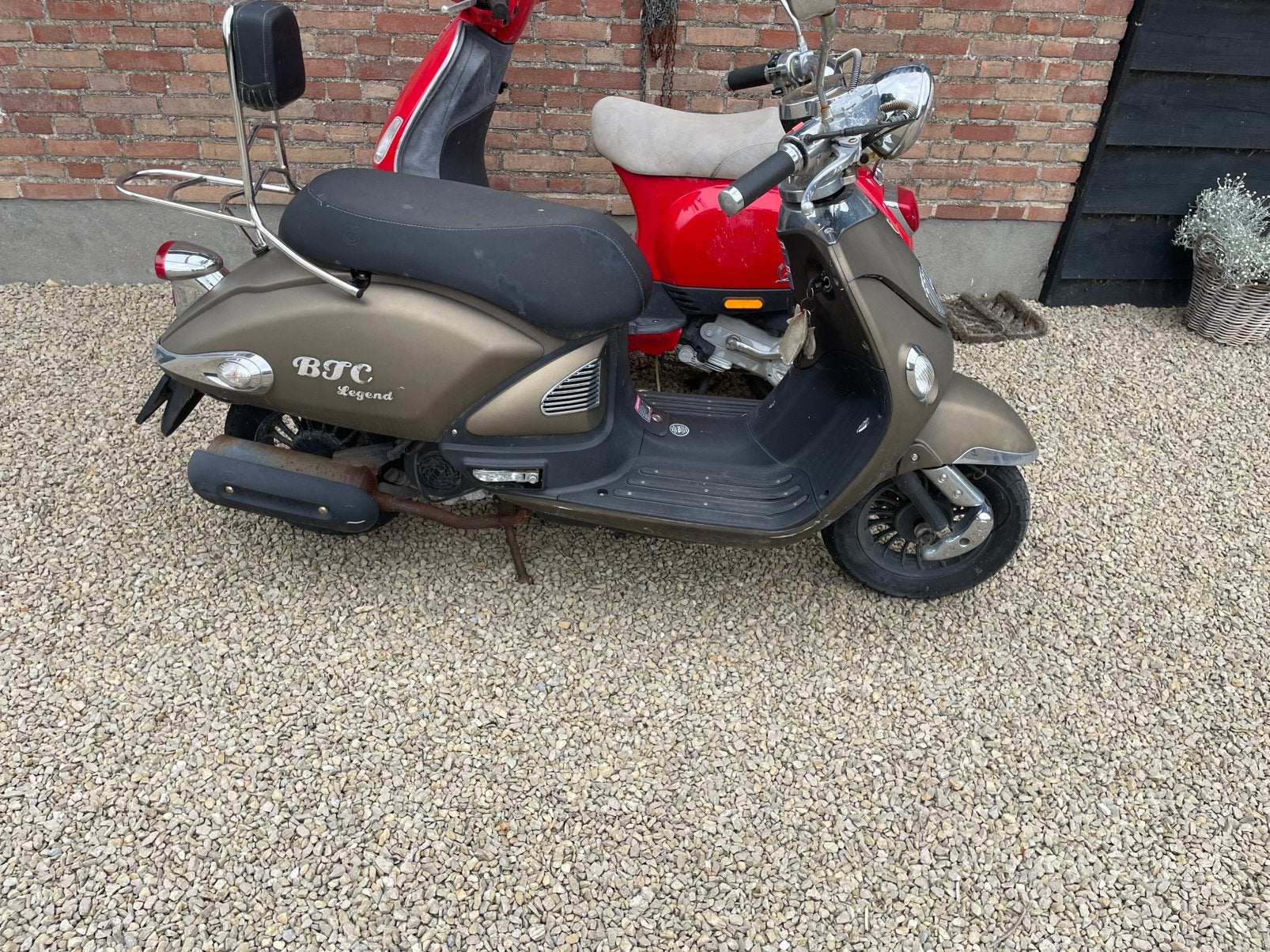 Scooter BTC Legend, Vélos & Vélomoteurs, Scooters | Marques Autre, Enlèvement, Utilisé, Essence